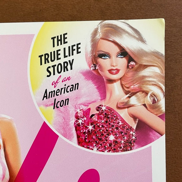 People Magazine special Barbie special edition Collectible. NWT. Never used - Picture 4 of 10